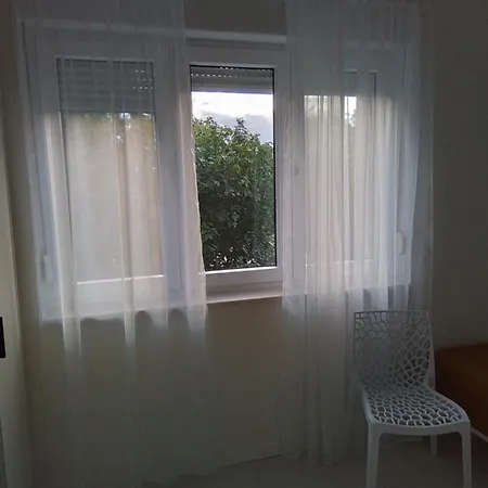 Taula アパート *